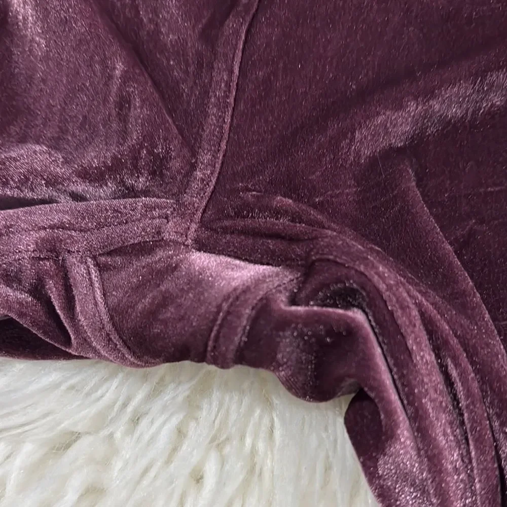 Lululemon Plush Velvet Leggings in Rich Burgundy Size 4